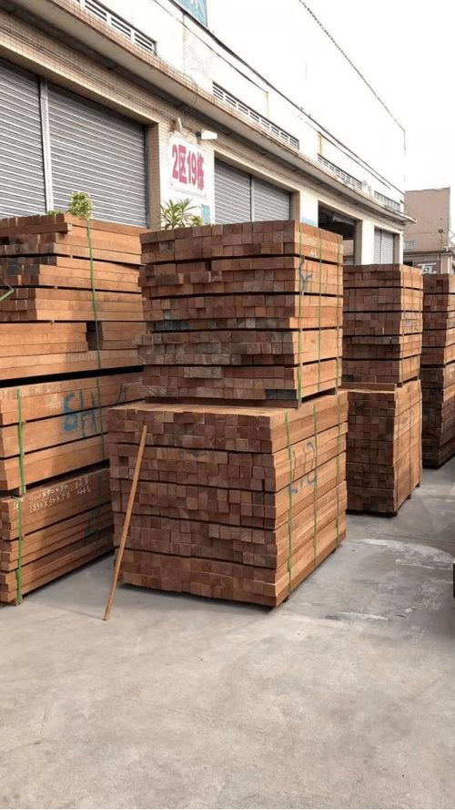 探访木材大集市 每一块好木头，都是大自然的惊喜馈赠